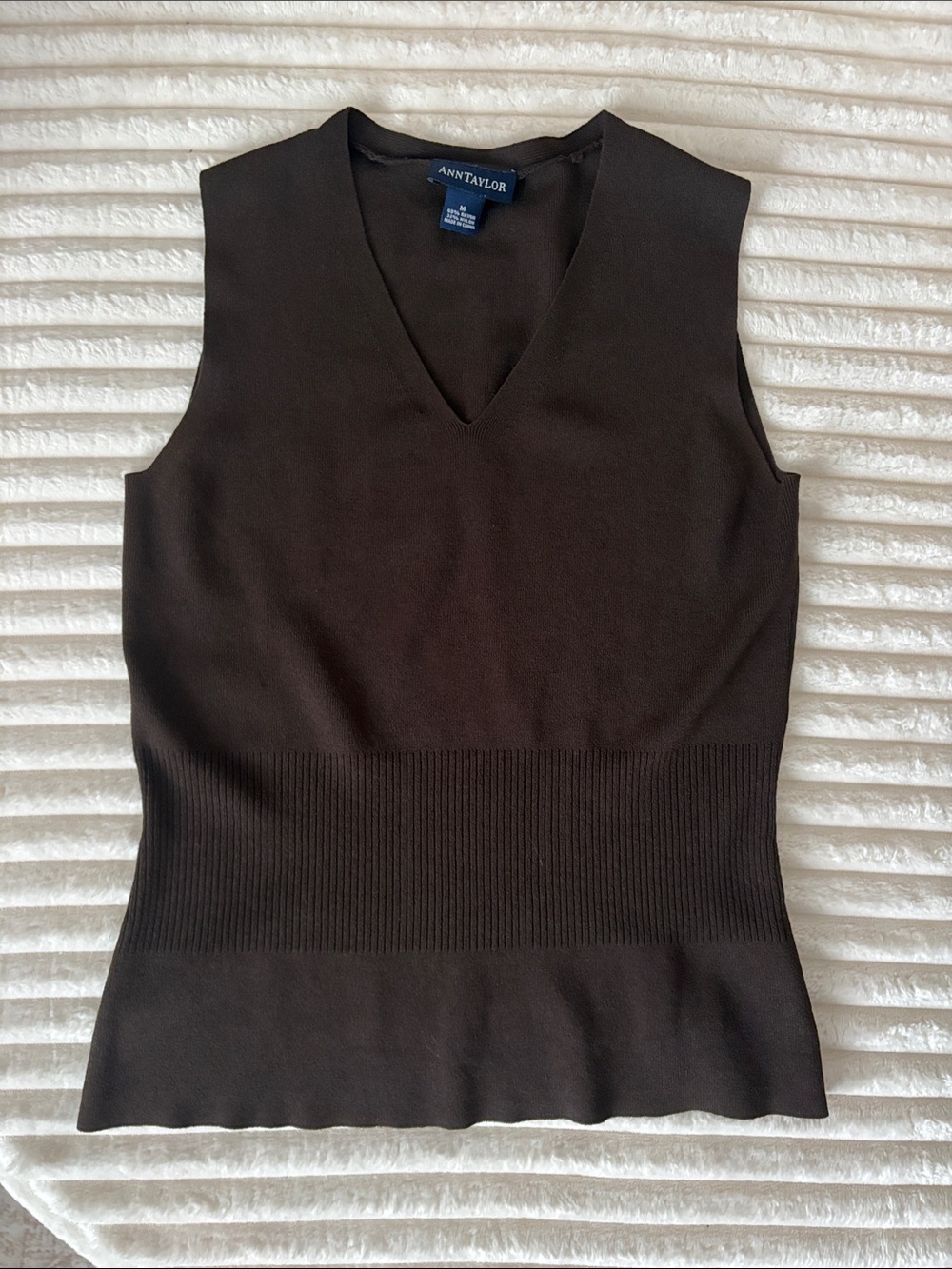 Ann Taylor Brown Sleeveless V-Neck Knit Tank